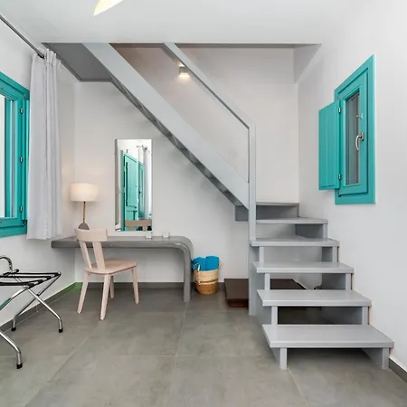 Santa Irina Luxury Sunny Lofts 4* Perivolos